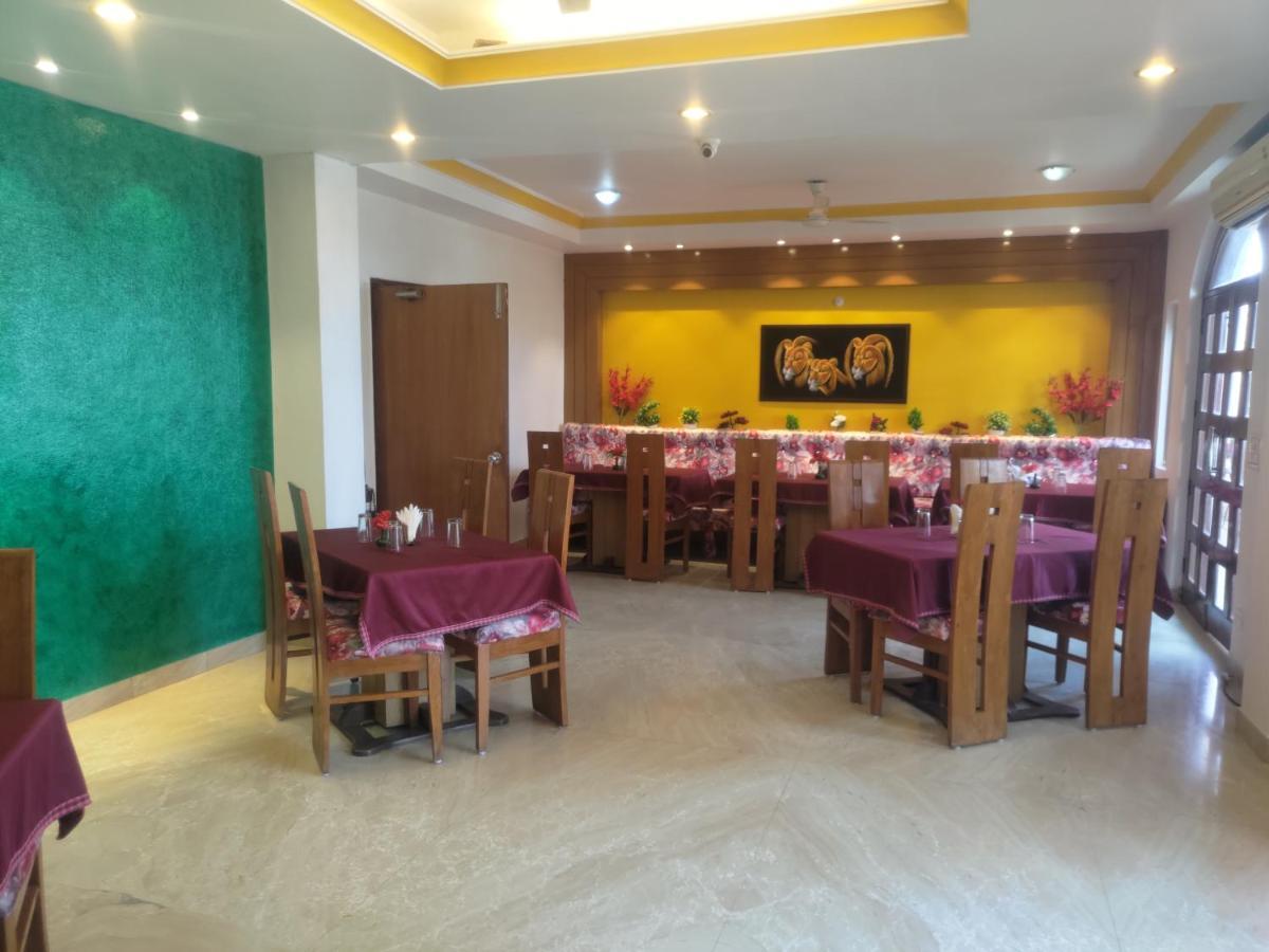 Hotel Fort View Tikamgarh Exterior foto